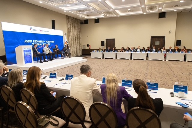 U.D Drejtori i Përgjithshëm i Agjencisë, z. Alban Sutaj, pjesëmarrës në tryezën e rrumbullakët të Procesit të Berlinit mbi Luftimin e Financave të Paligjshme